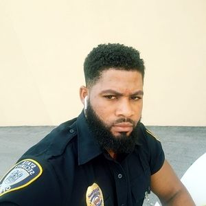 Meet your Posher, Roberto